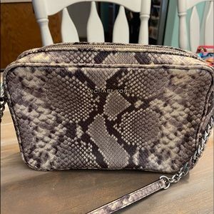 Michael Kors Jet Set Crossbody